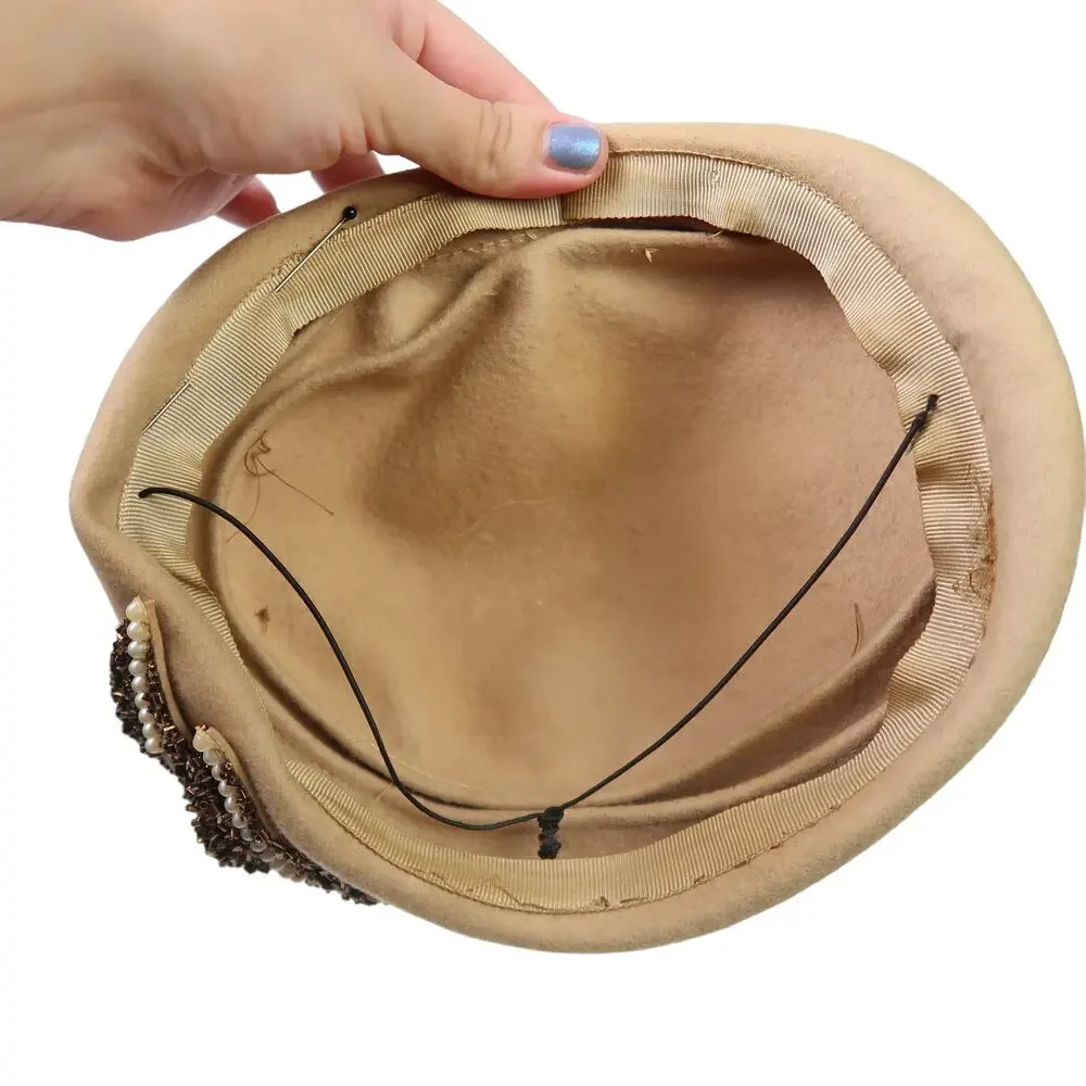 Vintage 50's tan felt wool bead embellished fascinator beret hat - Picture 6 of 8